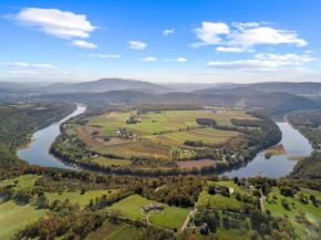 National Geographic Views 7-BDR